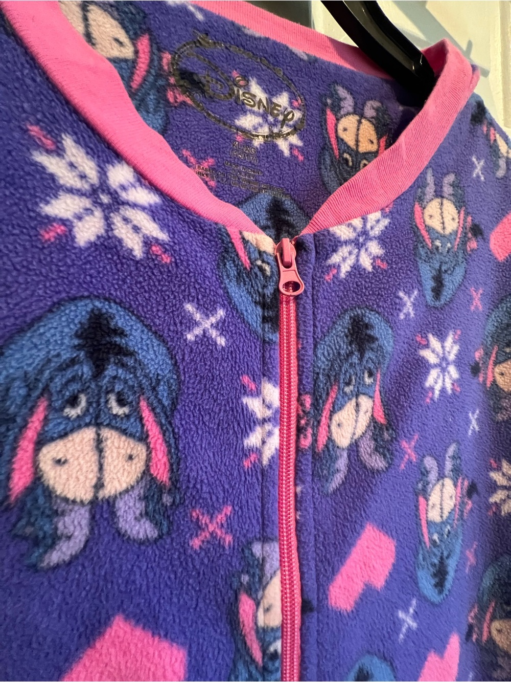EEYORE ๐Disney Purple Fleece Onesie with Pink Trim - Picture 4 of 7